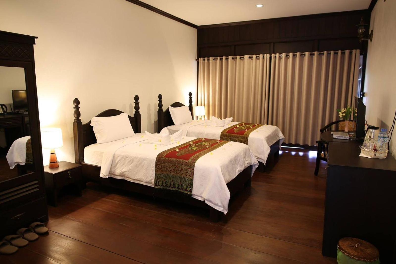 Phubachiang Golf & Resort Pakse Exterior foto
